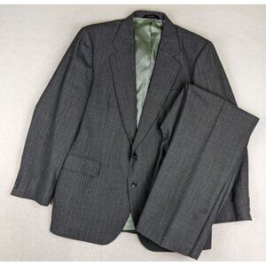 Vintage Men's Suit Haggar Imperial Size 42 Gray Pinstripe Pants Size 33x29